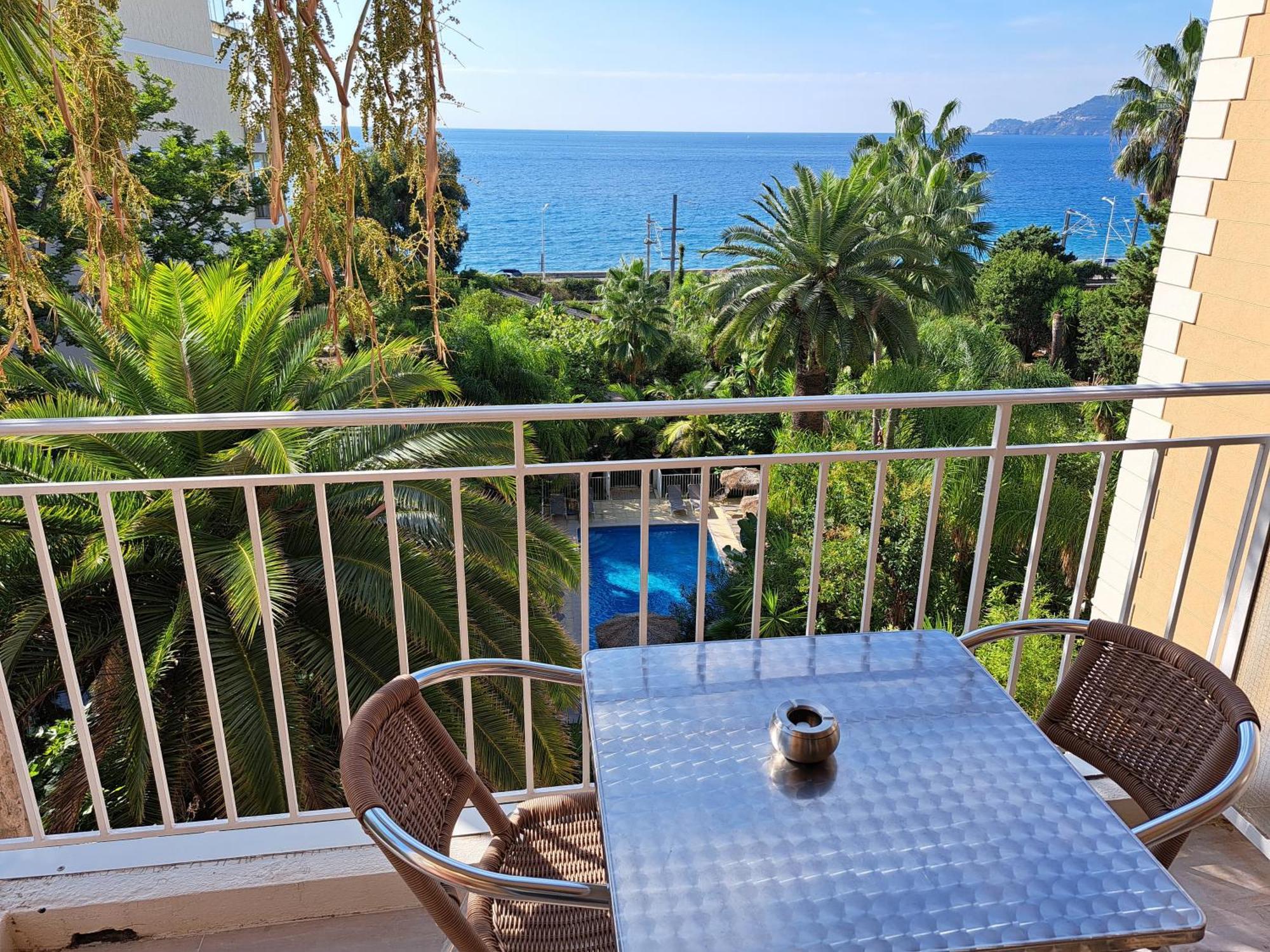Residence Veles Plage Канны Экстерьер фото