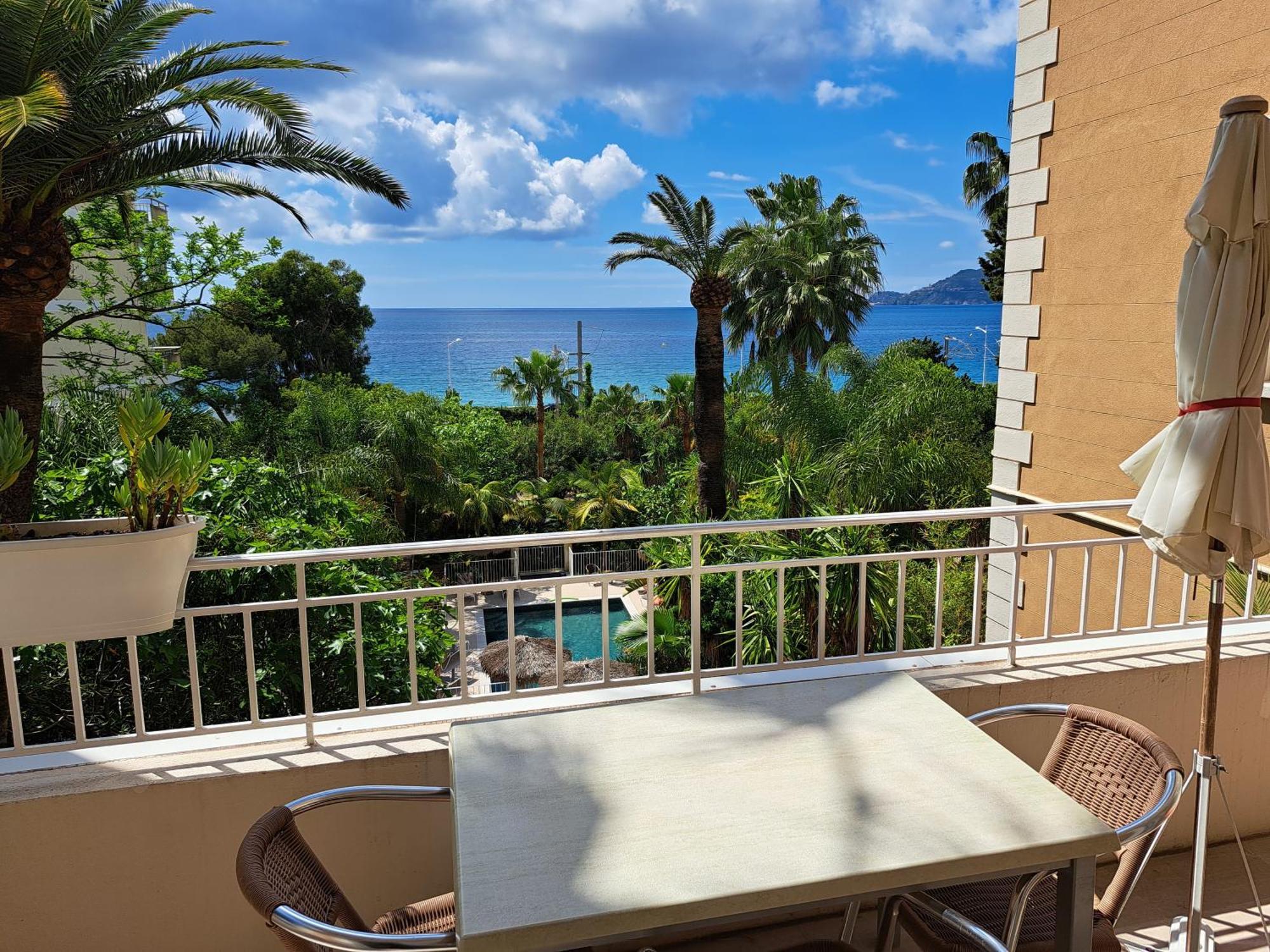 Residence Veles Plage Канны Экстерьер фото